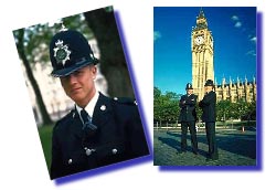 Des "Bobbies"  en poste devant "Big Ben"